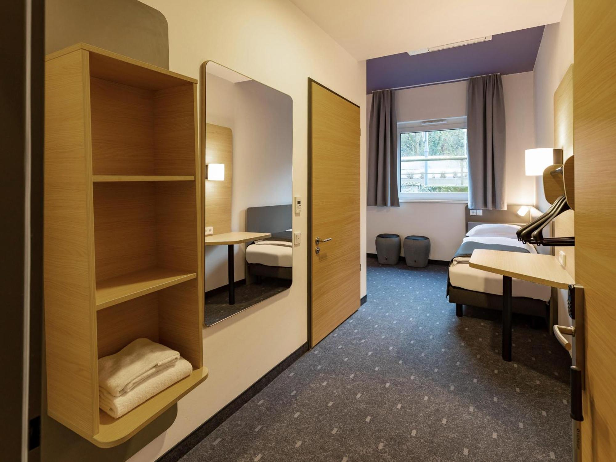 B&B Hotel Idar-Oberstein Bagian luar foto