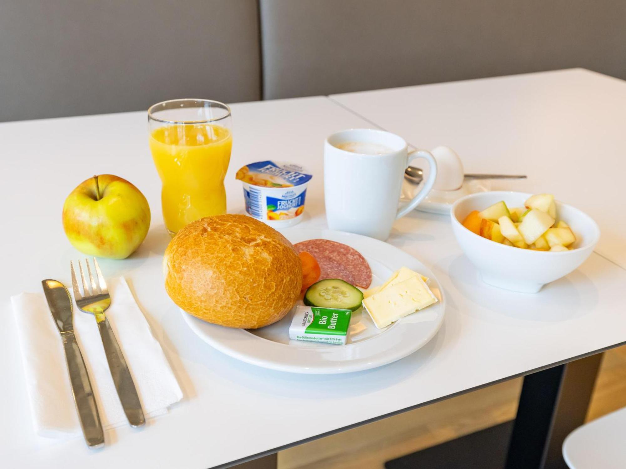 B&B Hotel Idar-Oberstein Bagian luar foto