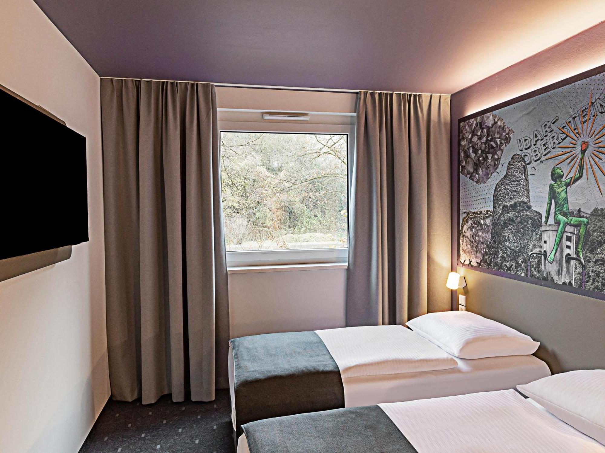 B&B Hotel Idar-Oberstein Bagian luar foto