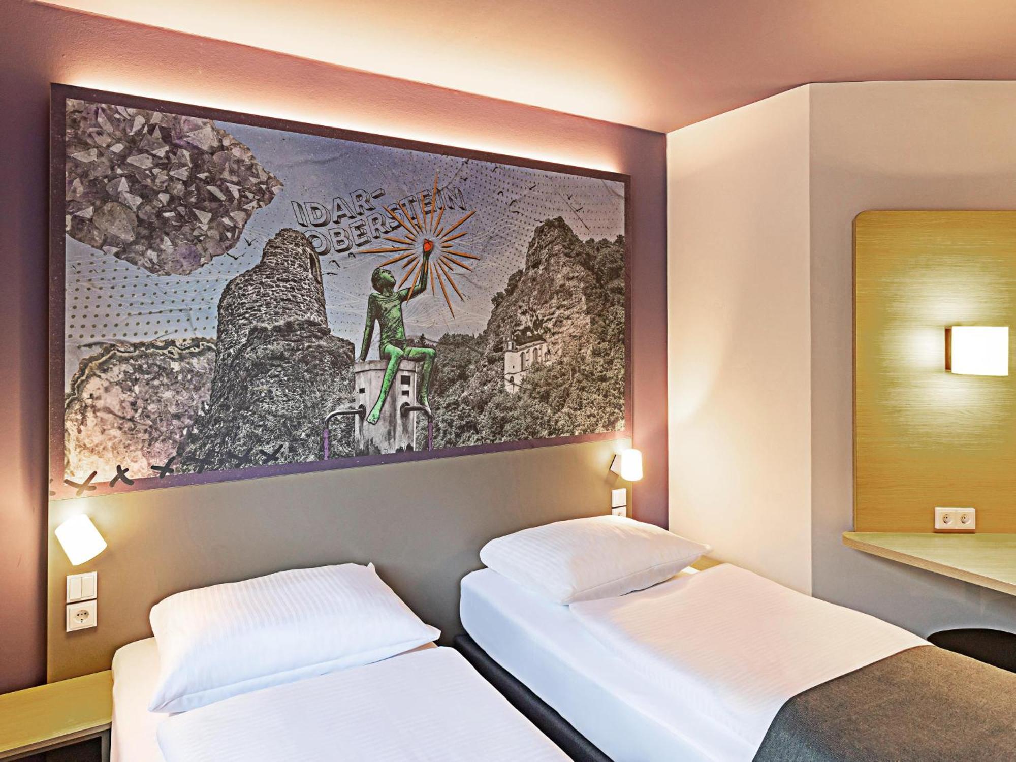 B&B Hotel Idar-Oberstein Bagian luar foto